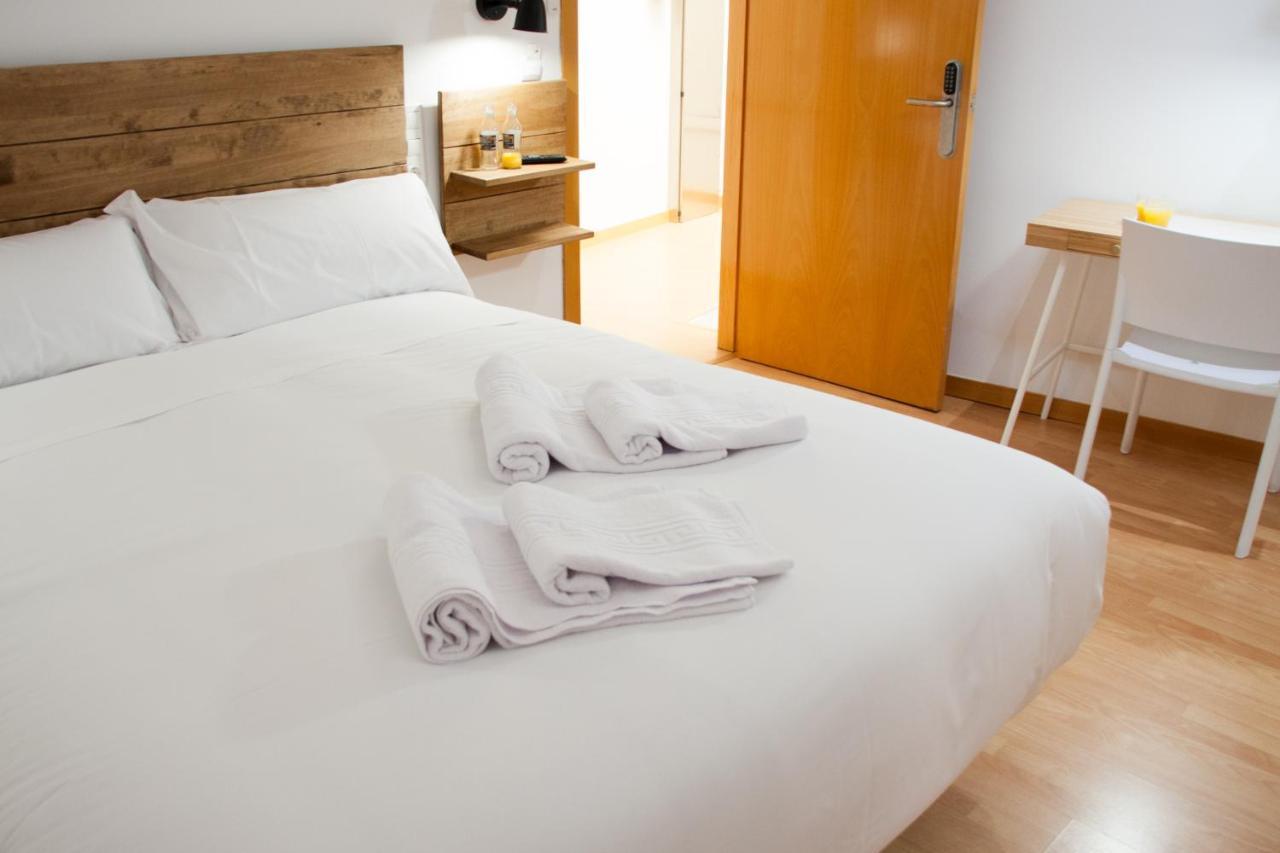 Hostal Cuentame Evolucion Auto Check In Burgos Bagian luar foto