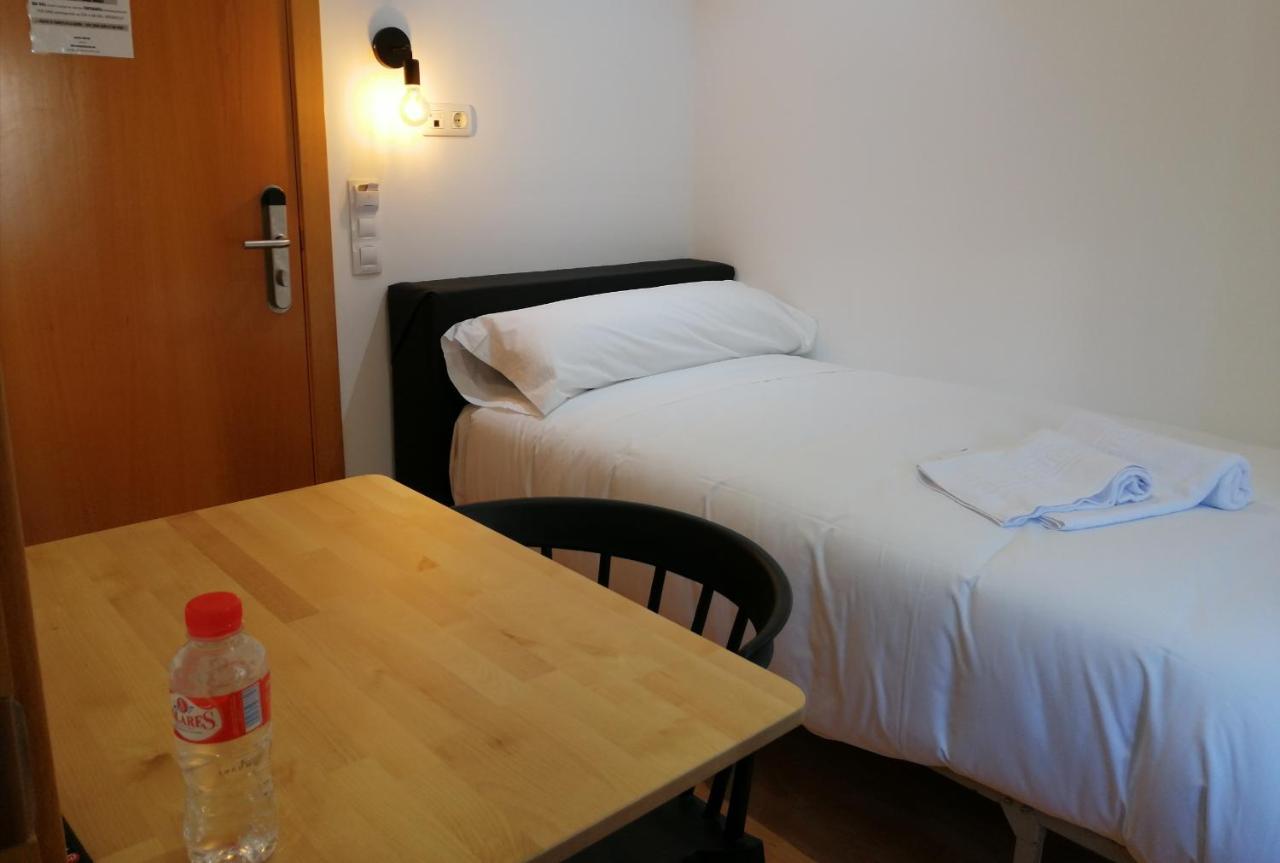Hostal Cuentame Evolucion Auto Check In Burgos Bagian luar foto